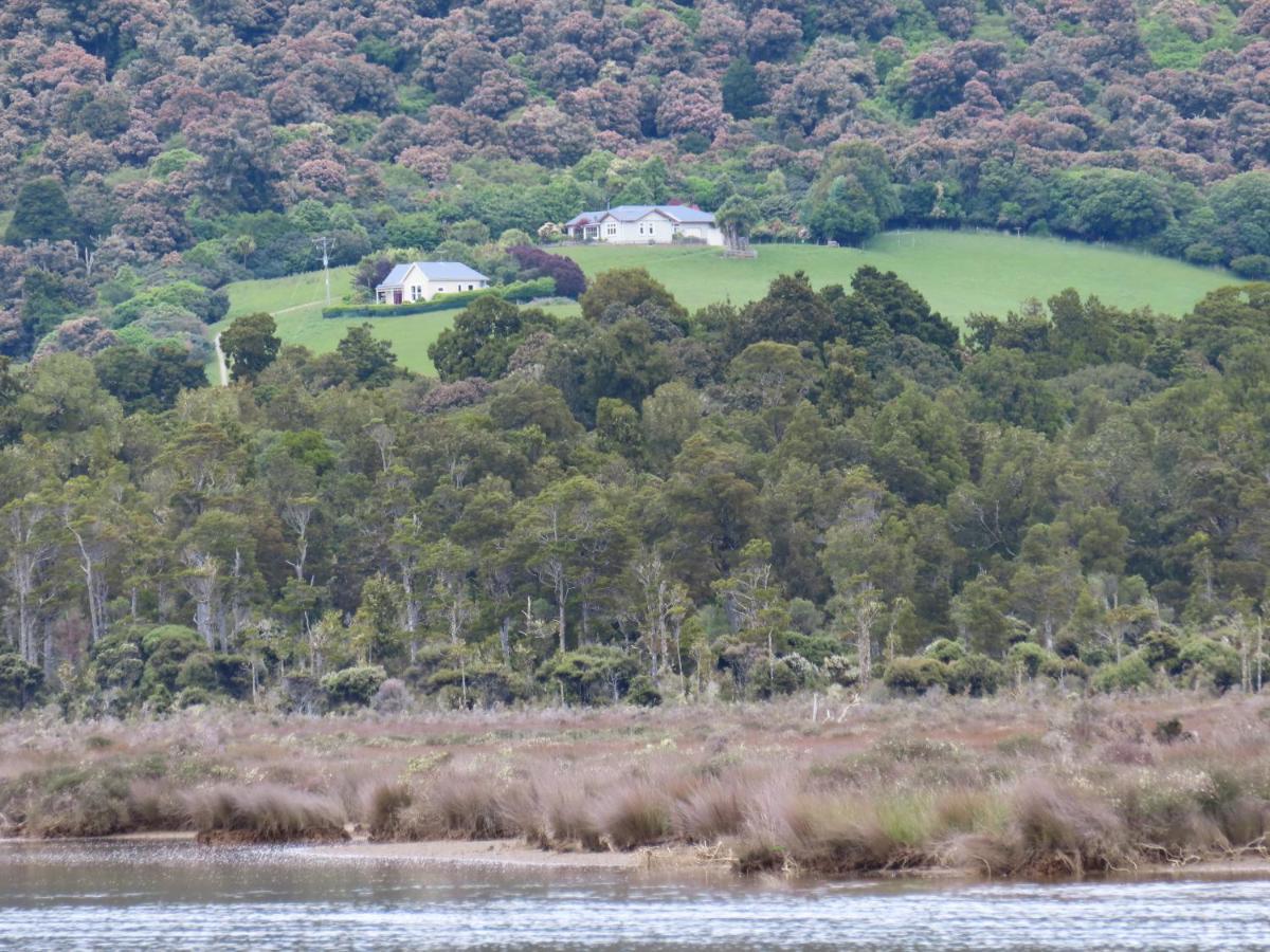 Hilltop Accommodation Catlins Papatowai Buitenkant foto