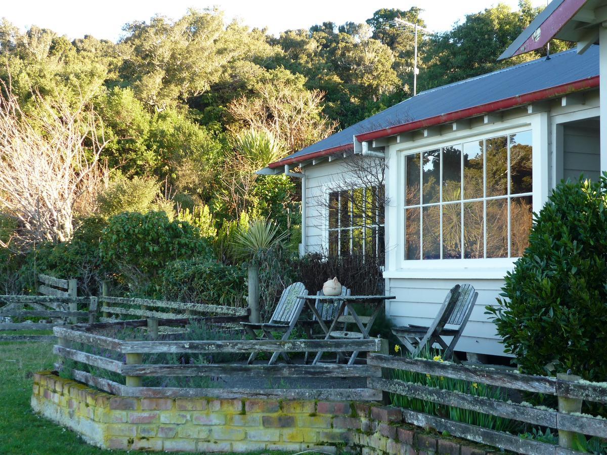 Hilltop Accommodation Catlins Papatowai Buitenkant foto